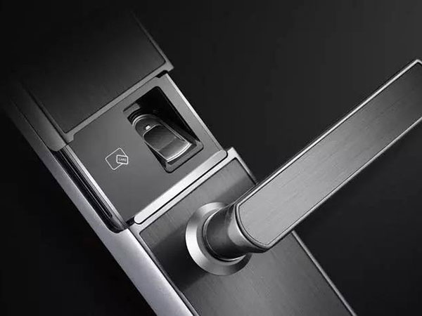 镇江24小时上门开锁公司